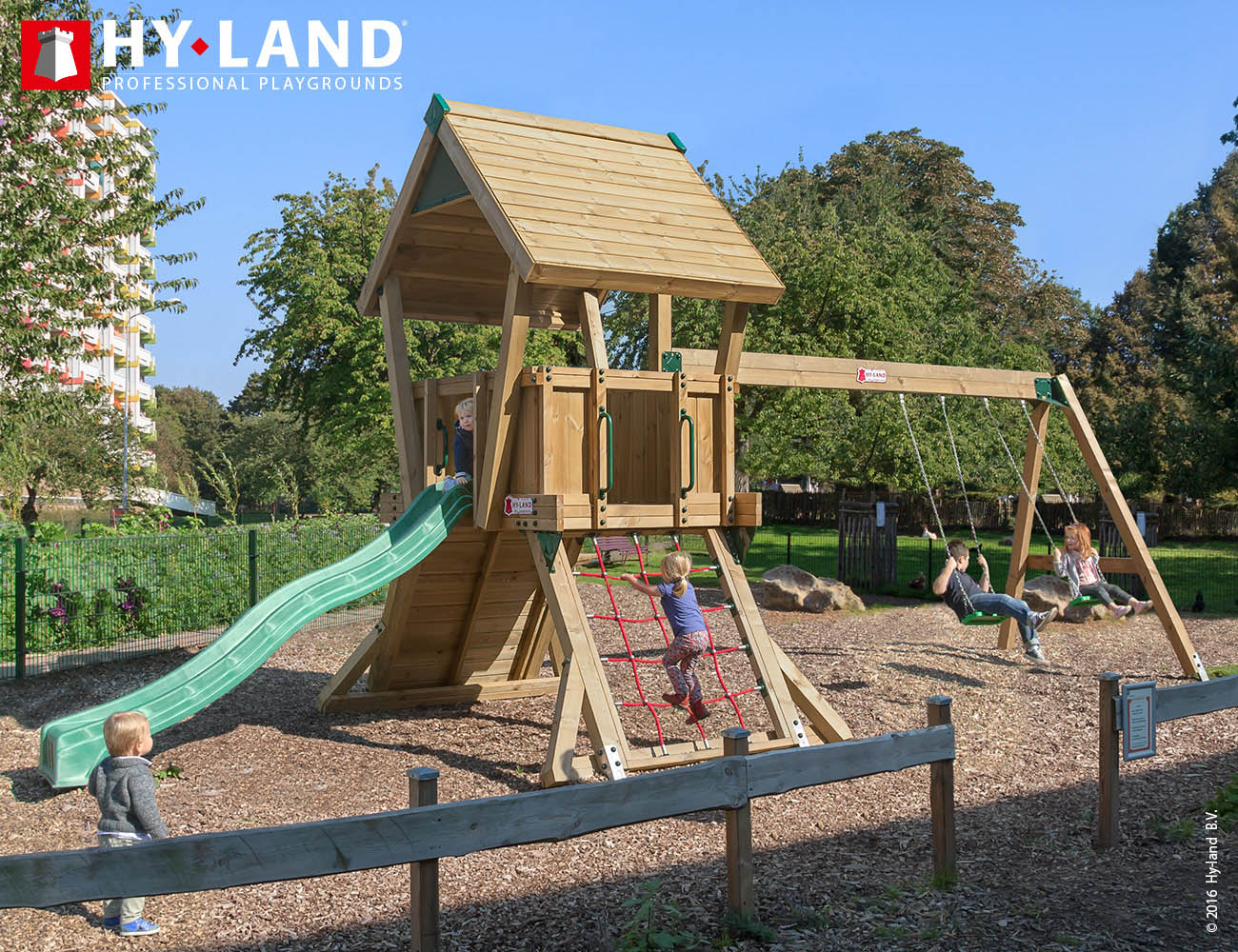 Spielturm Hy-Land Q2-S in Douglasie